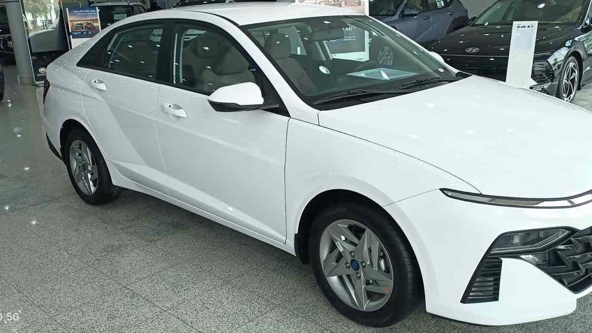 अब इस बेहतरीन फॅमिली कार को घर लाना हुआ आसान, जाने कीमत और EMI Plan Hyundai Accent 2024